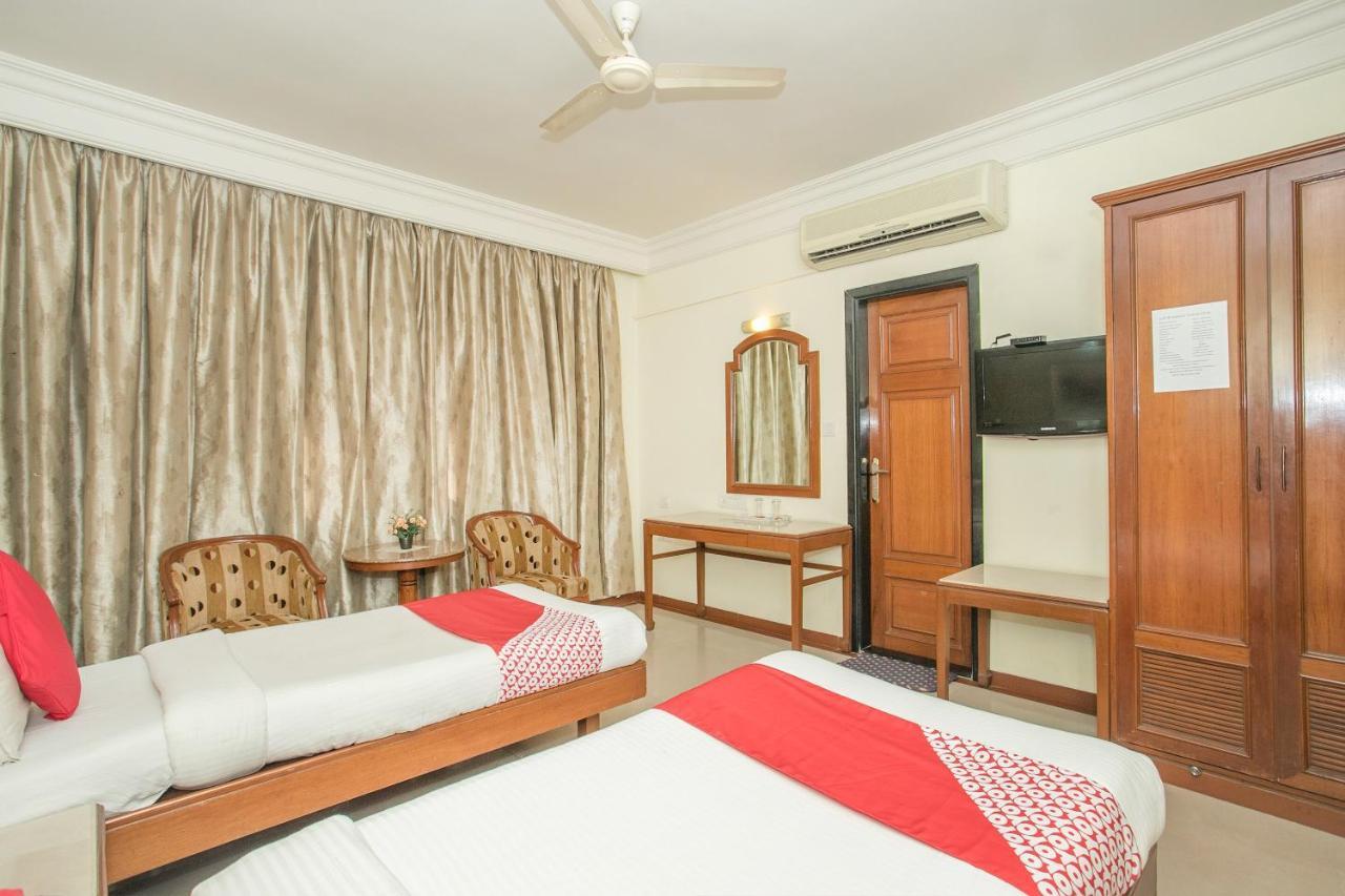 Oyo 579 Hotel Aab Bangalore Exterior foto