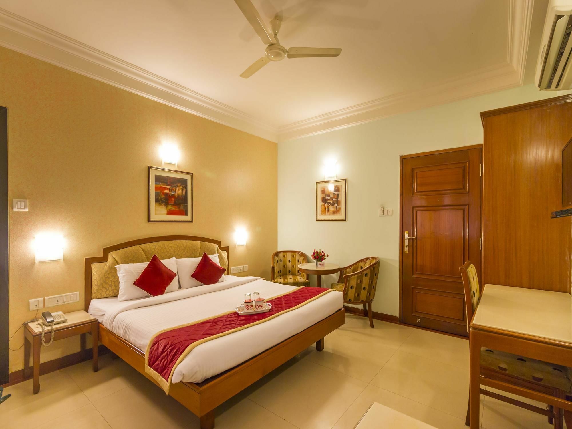 Oyo 579 Hotel Aab Bangalore Exterior foto
